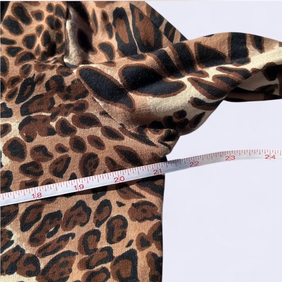 Emma G leopard print 3/4 zip hoodie with drawstrings & subtle bling - Picture 4 of 6